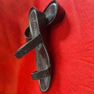 BLACK RHINESTONE SANDALS SIZE 8